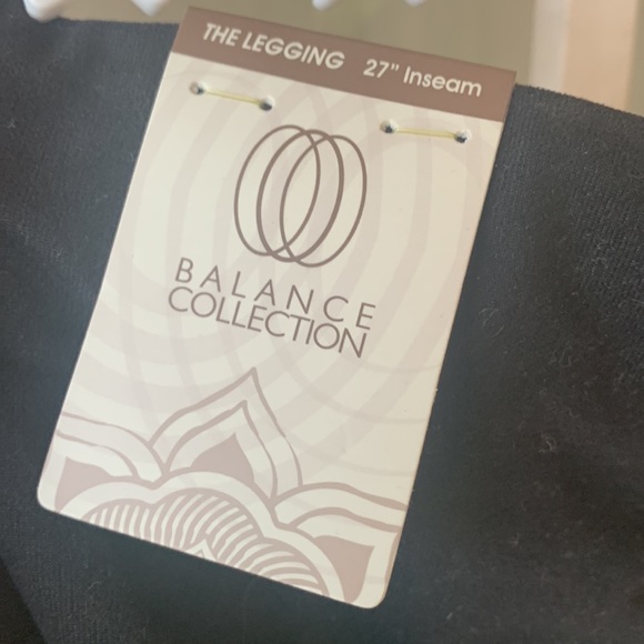 Balance Collection, The Legging 27” inseam. NWT. Black & size medium. - Picture 3 of 6
